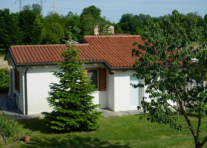 Pool & Garden Lelia Bed & Breakfast 4*
