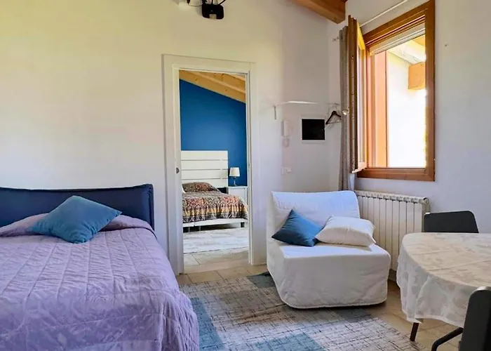 Bed & Breakfast Pool & Garden Lelia