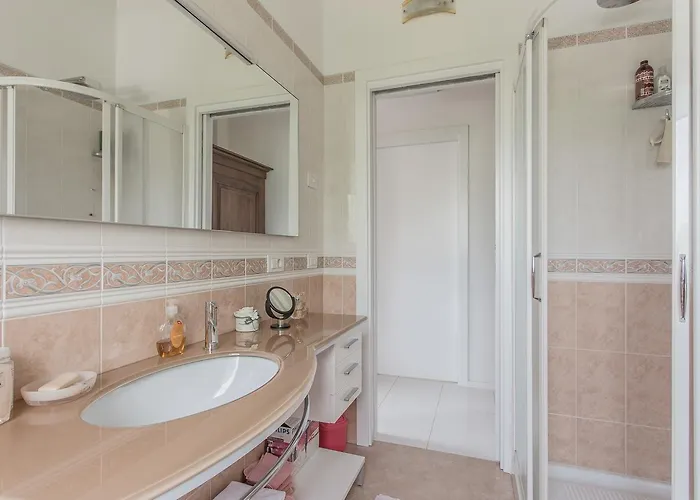 Bed & Breakfast Pool & Garden Lelia Mirano