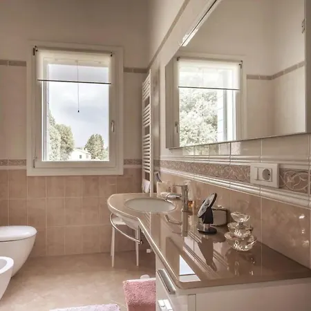 Pool & Garden Lelia 4* Mirano