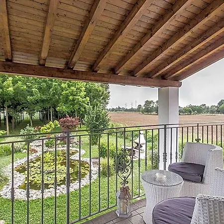 Bed & Breakfast Pool & Garden Lelia