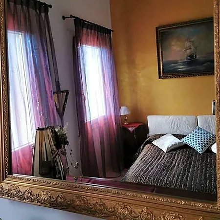 Pool & Garden Lelia Bed & Breakfast