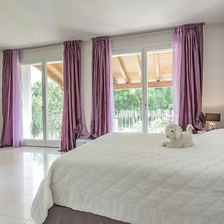 Bed & Breakfast Pool & Garden Lelia Mirano