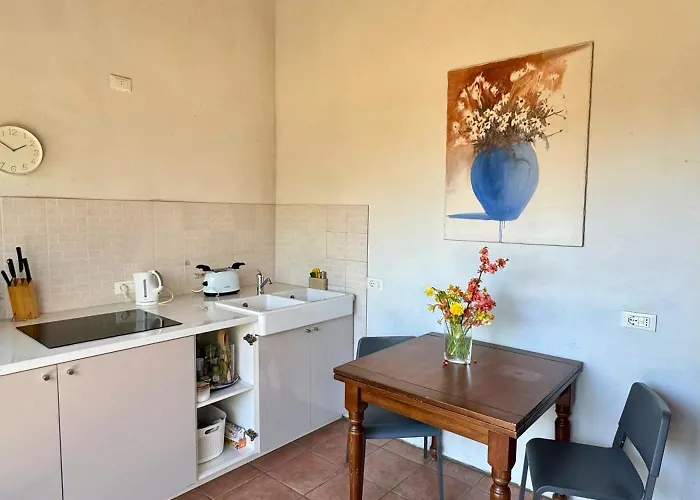 Pool & Garden Lelia Oda ve Kahvaltı 4*
